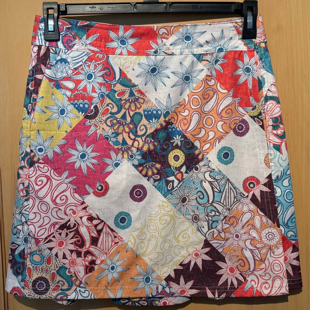 Rip Skirt Hawaii Womens Patchwork Floral Colorful Wrap Skirt Sz. Small Tropical